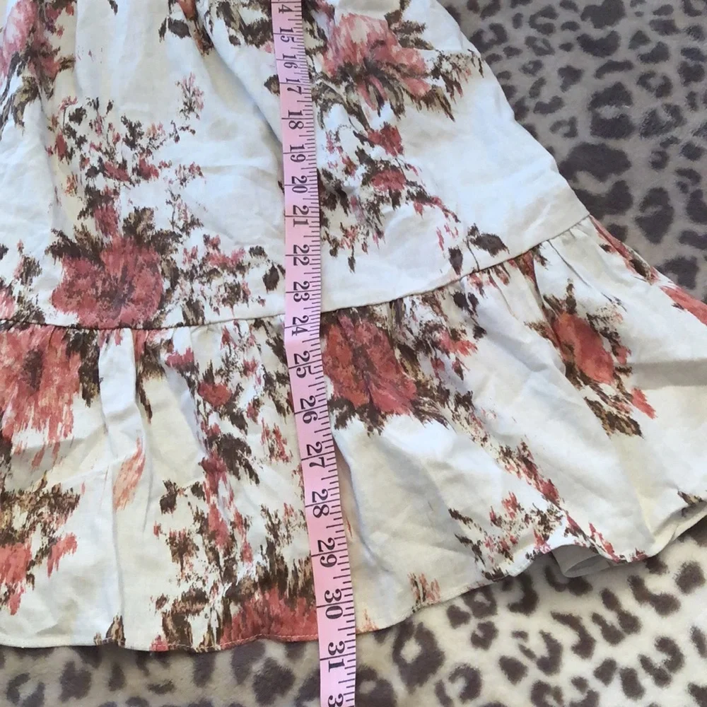 Olivaceous Floral Mini Dress in Cream Size Small Women’s